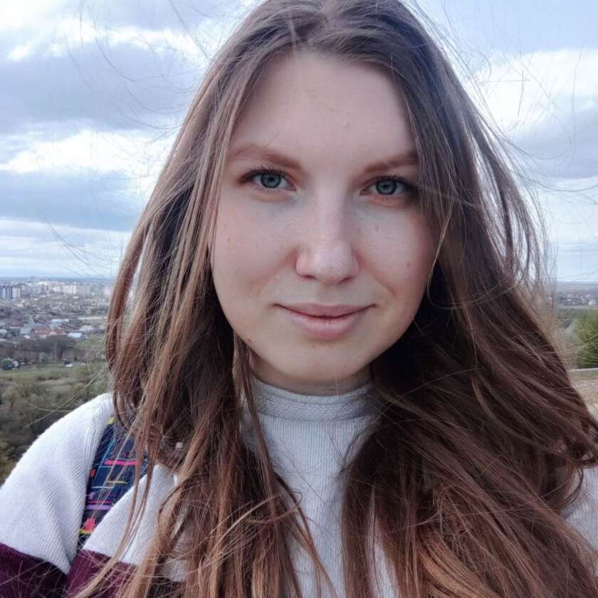 Анна Мʼясникова