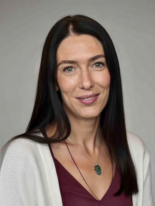 Олена Глубока